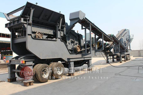 大型移動式制砂機(jī) 大型移動式制砂機(jī)
